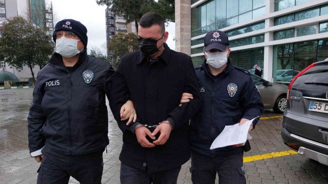 350 Lira İçin Kapısına Bıçakla Gittiği Şahsı Öldüreceğini Söyleyince Tutuklandı