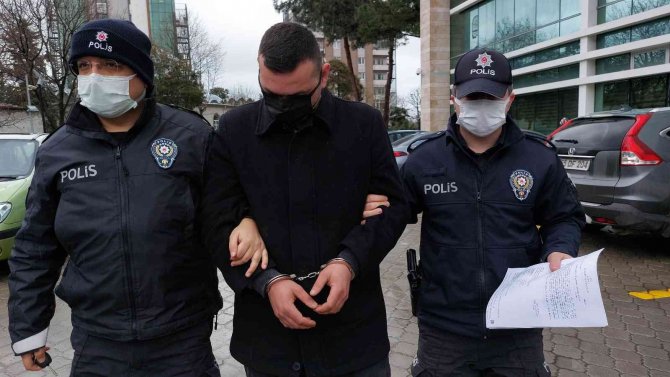 350 Lira İçin Kapısına Bıçakla Gittiği Şahsı Öldüreceğini Söyleyince Tutuklandı