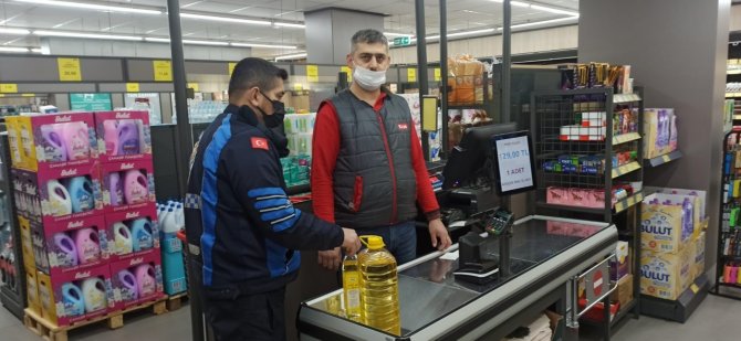 Zabıta Stokçulara Göz Açtırmıyor