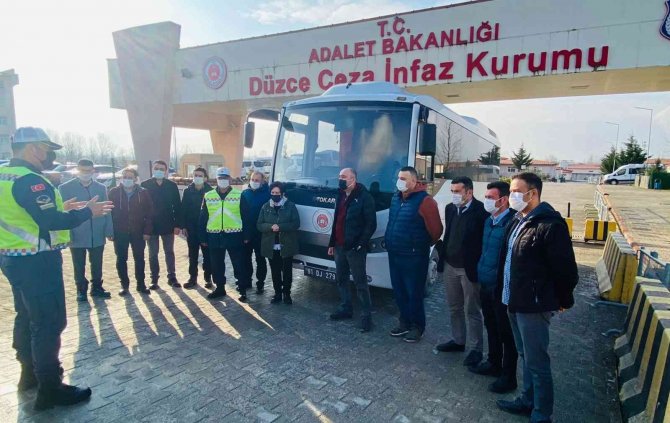 Cezaevi Nakil Aracı Şoförlerine Trafik Eğitimi