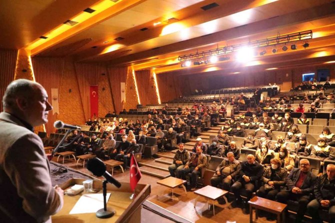 Gemlik Belediyesi’nden Çalışanlarına Zam Müjdesi