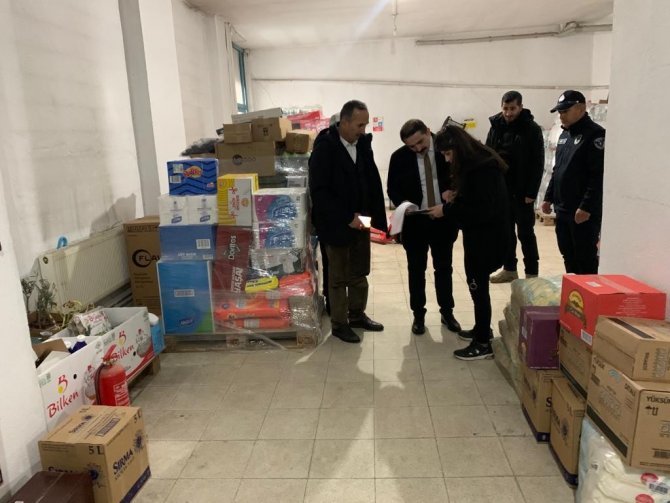 Şemdinli’de Marketler Denetlendi