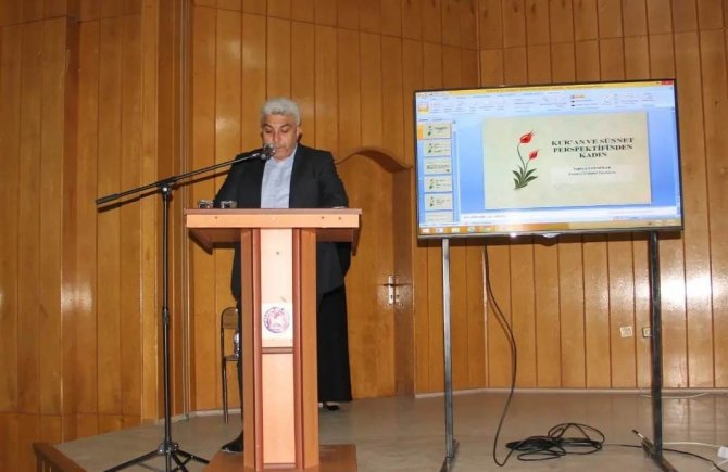 Hisarcık’ta “Kur’an Ve Sünnet Perspektifinden Kadın” Konulu Konferans