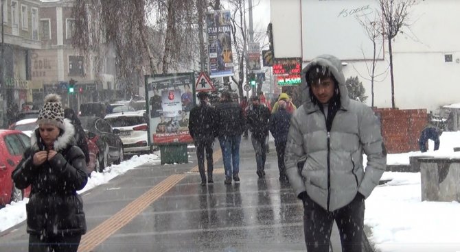 Kars’ta Eğitime Kar Engeli