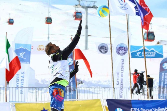 Kar Voleybolu Avrupa Kupası Yine Erciyes’te