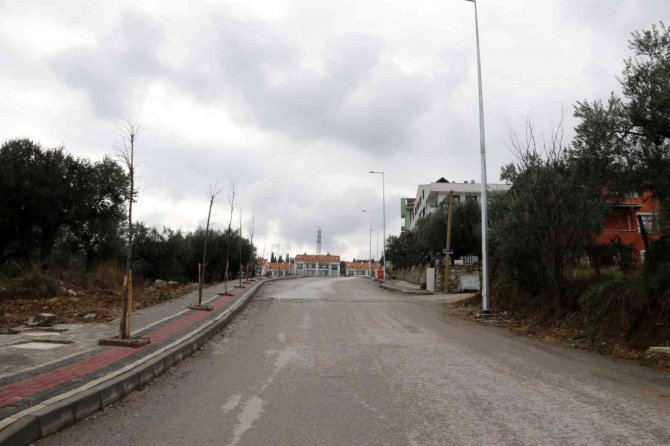Karamürsel 101. Caddenin Aydınlatması Tamamlandı