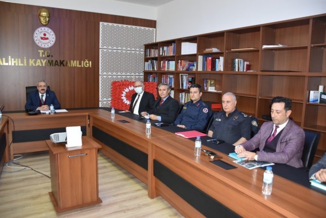 Salihli’de "Üniversitelerde Güvenlik Tedbirleri Toplantısı" Gerçekleştirildi