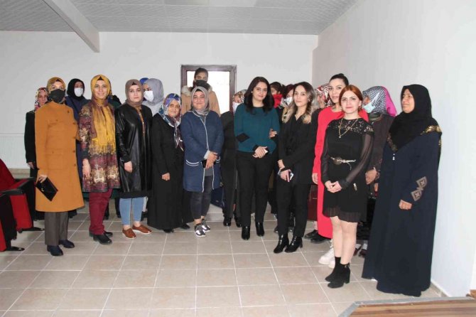 Medical Park Elazığ Hastanesi’nden ‘Kadınlar Günü’ Semineri