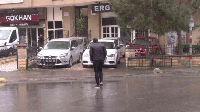 İ̇stanbul’da Beklenen Kar Yağışı Üsküdar’da Etkisini Gösterdi