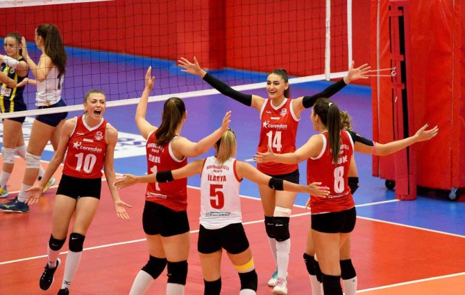 Muratpaşa Play-offlara Şampiyon Gidiyor