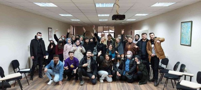 Omübam’dan Sınırın Ötesinde Atölye