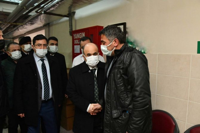 İ̇kizleri Servis Kazası Ayırdı