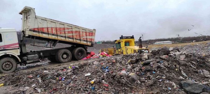 Samsun’da Uygunsuz Çıkan 8 Bin 650 Kilo Gübre İmha Edildi
