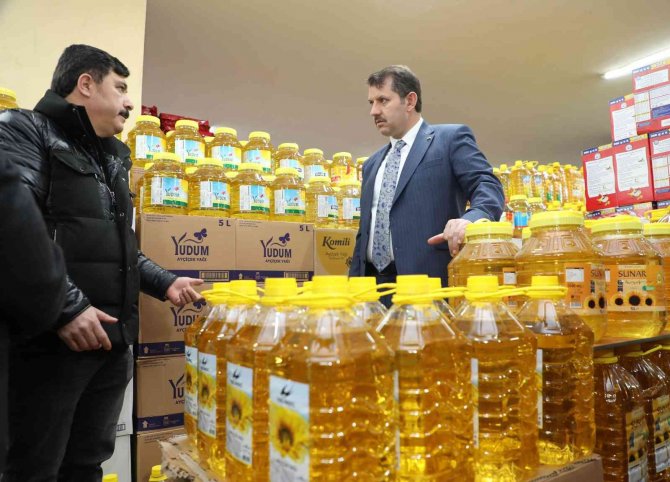 Vali Ayhan Yağ Denetiminde: "Oyuna Gelmeyin, Fiyatlar Aynı"