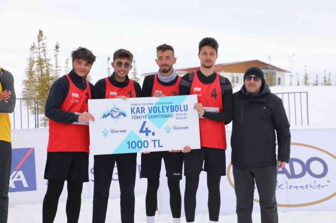 Kar Voleybolu Türkiye Şampiyonası Sona Erdi