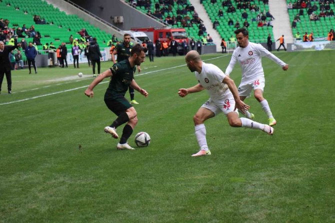 Tff 2. Lig: Sakaryaspor: 4 - Çorum Fk: 1