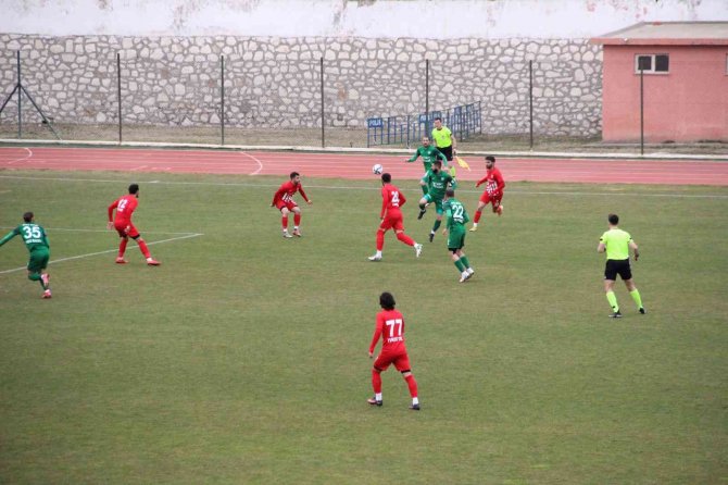 Tff 3. Lig: Karaman Belediyespor: 0 - Arnavutköy Belediyesi Gençlikspor:1