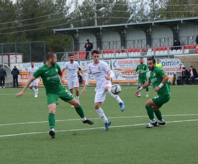 Tff 3. Lig: Kızılcabölükspor: 1 - Şile Yıldızspor:1