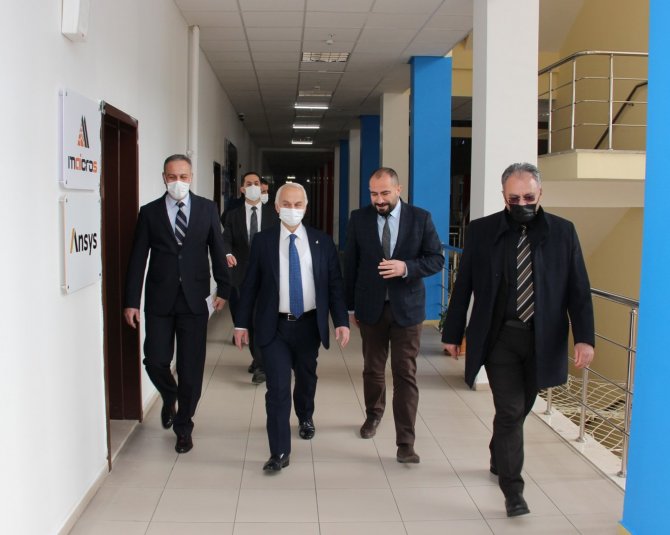 Tusaş Genel Müdürü Kotil, Erciyes Teknopark’ı Ziyaret Etti