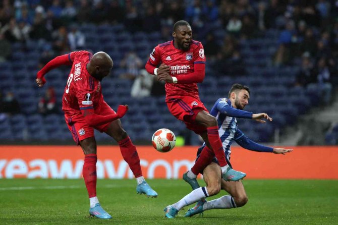 Lyon, Porto’yu Tek Golle Geçti
