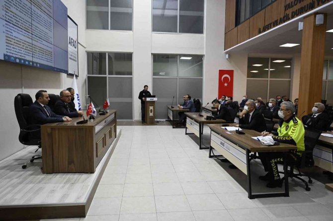 Yalova Valiliği’nden Olumsuz Hava Tedbirleri Açıklandı