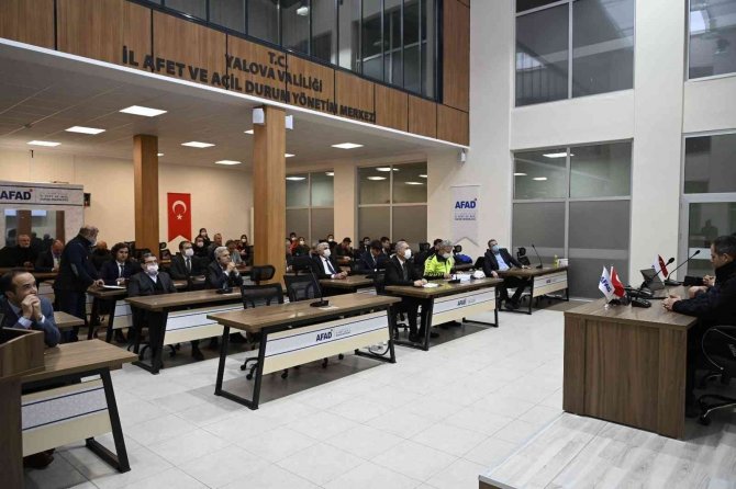 Yalova Valiliği’nden Olumsuz Hava Tedbirleri Açıklandı