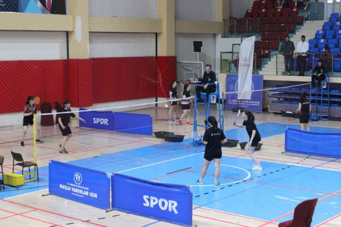 Badminton Türkiye Birinciliği Düzce’de Başladı