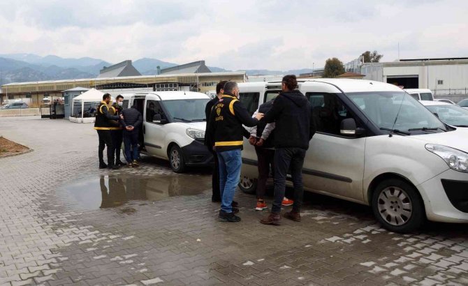 Yaşlı Kadına Kabusu Yaşatan Şüpheliler Yakalandı