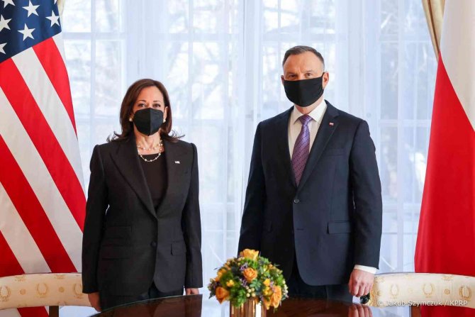 Harris: "İ̇ki Patriot Hava Savunma Sistemi Füze Bataryası Polonya’ya Teslim Edildi"