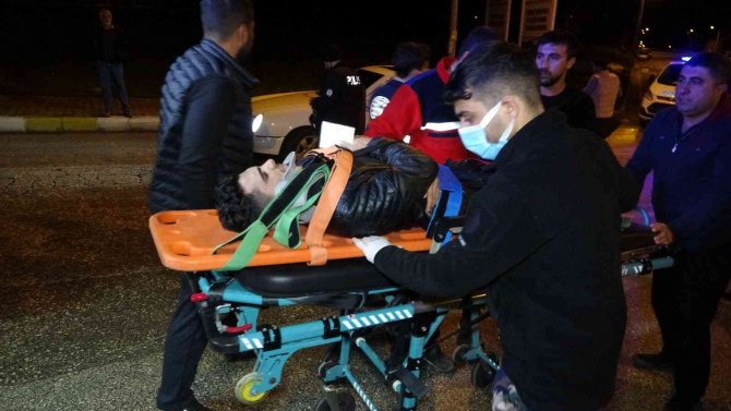 Otomobil İle Motosiklet Çarpıştı: 1 Yaralı