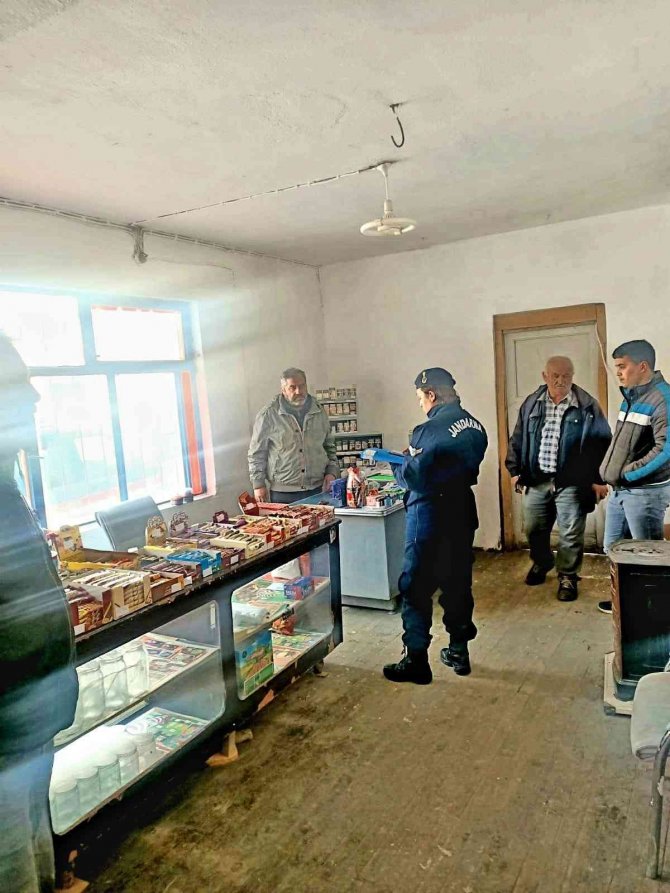 Köy Sakinleri Hırsızlık Ve Dolandırıcılık Olaylarına Karşı Bilgilendirildi