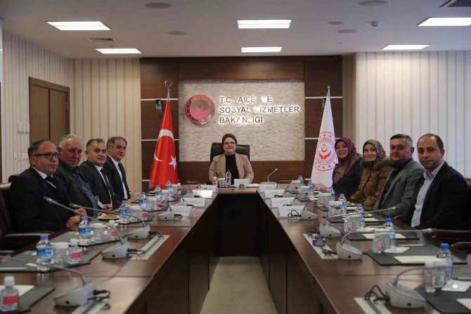 Başkan Bozkurt, Bakan Yanık’la Kdz. Ereğli’de Ki Projeleri Görüştü