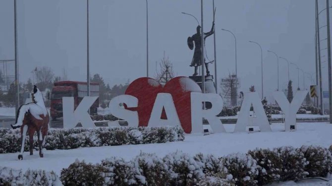 Aksaray’da Kar Yağışı