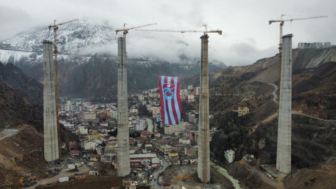Trabzonspor’un Şampiyonluk Kutlamaları Artvin’den Başladı