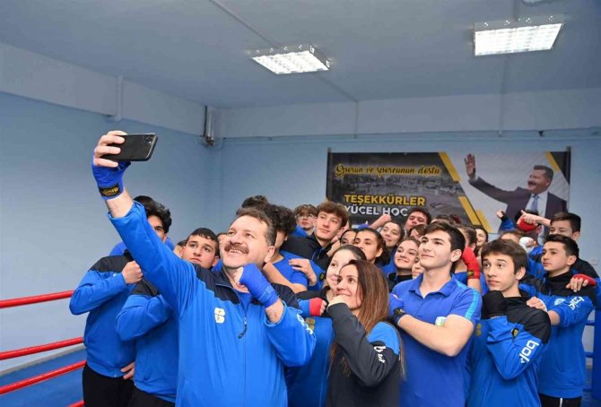 Başkan Yücel Yılmaz Ringe Çıktı