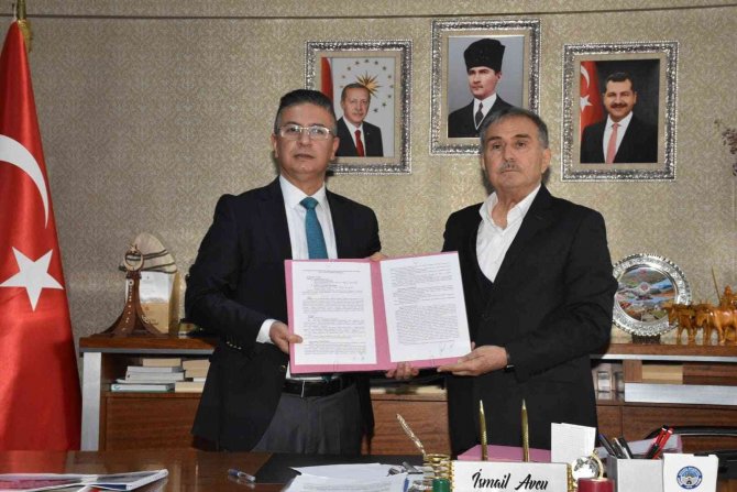 Bigadiç’e Dev Sağlık Merkezi