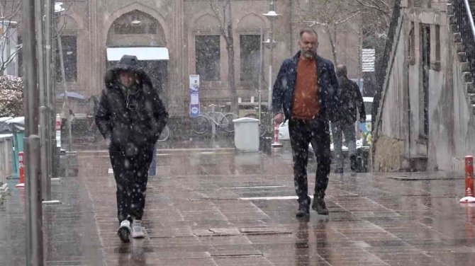 Aksaray’da Kar Yağışı