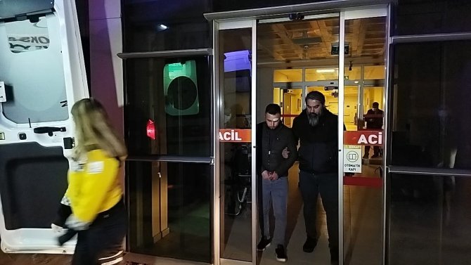 Bursa’da Cinayet İşlediler, Sakarya’da Polisi Görünce Panikleyip Kaza Yaptılar