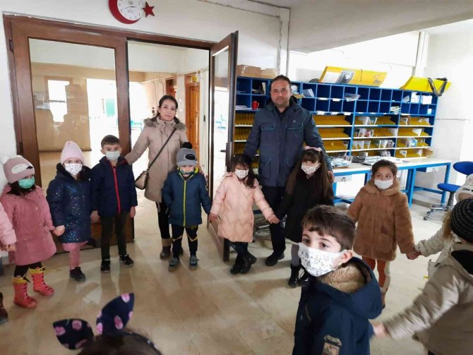 Çinigar Anaokulu Öğrencilerine Posta Hizmetleri Tanıtıldı