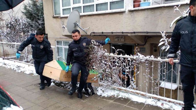 Çorlu’da Akraba Dehşeti: Üvey Teyzesini Vahşice Öldürdü, Eşini De Yaraladı