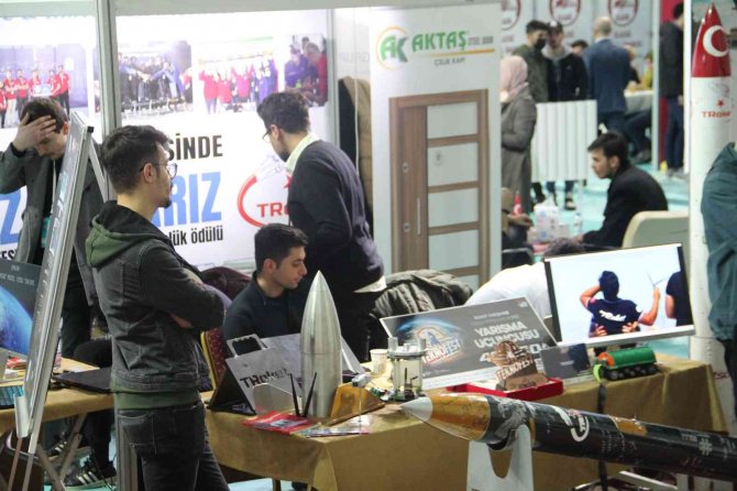 Güneydoğu Kariyer Fuarı’na Büyük İlgi