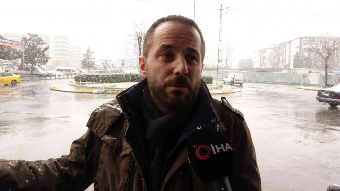 Pendik’te Fırından Ekmek Kasası Alırken Aracını Çaldılar