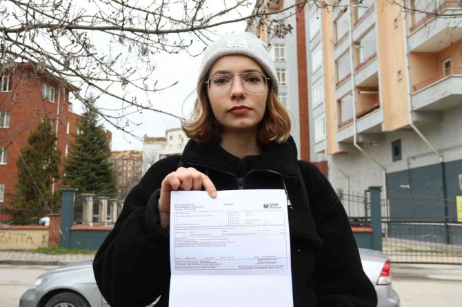 Telefonunu Tamire Gönderdi, Hayatının Şokunu Yaşadı