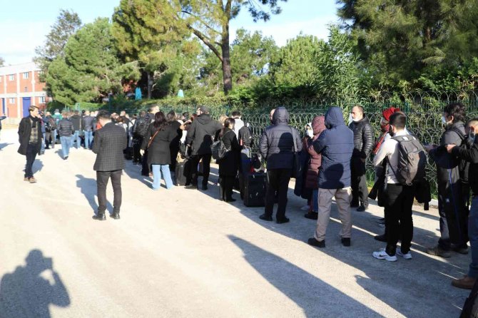 Dünyanın Takip Ettiği Üçlü Barış Zirvesi Başlıyor