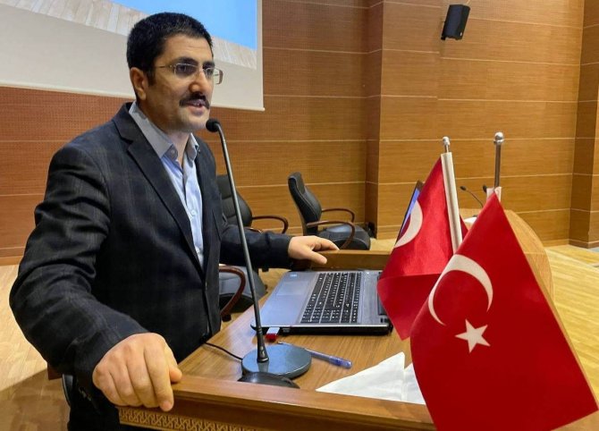 Gaün’de ’’Göç Ve İstihdam’’ Konferansı