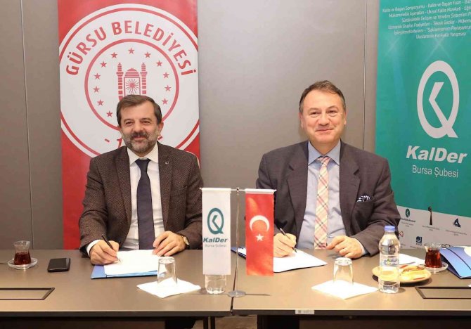 Gürsu Belediyesi Gençlerin Yolunu Aydınlatıyor