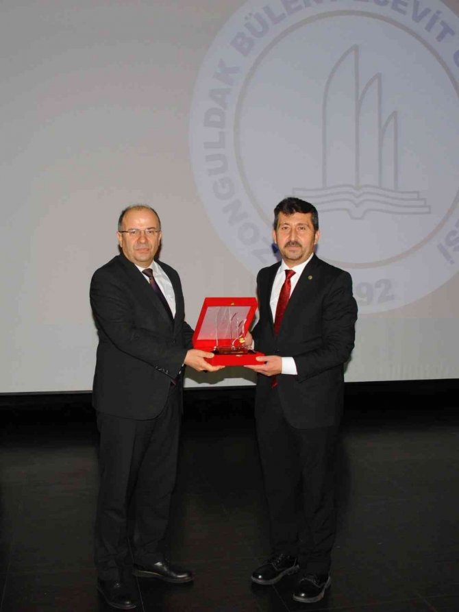 Zbeü’de "İ̇stiklal Marşı’nın Anlamı Ve Düşündürdükleri" Konferansı