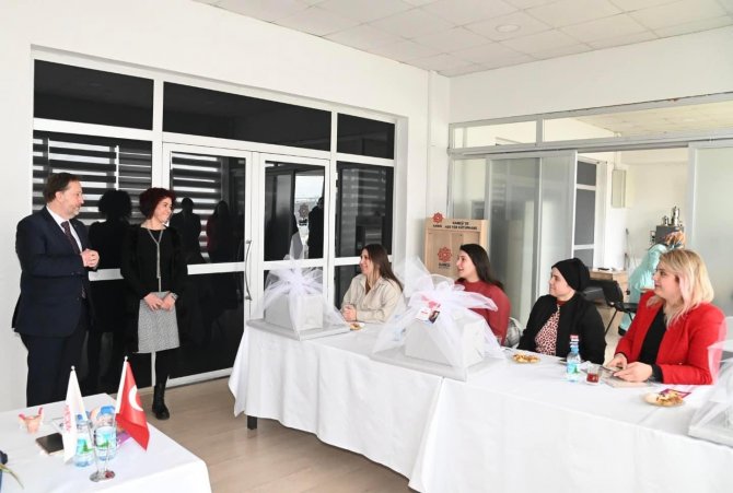 Karesi’nin Anne Adayları Mezun Oldu