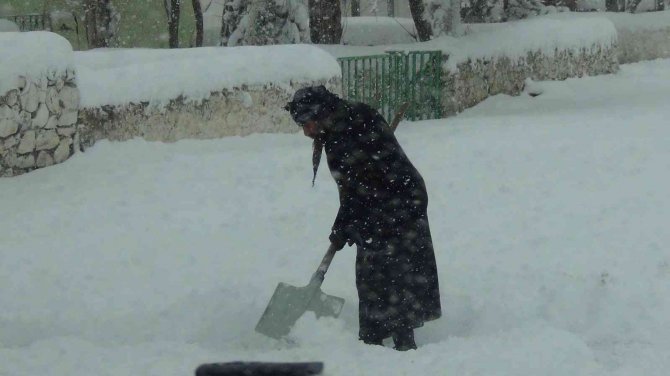 Kars Beyaza Büründü