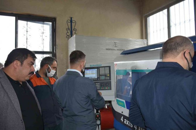 2 Milyonluk Yatırımla Öğrenciler Hem Öğrenecek Hem De Üretecek